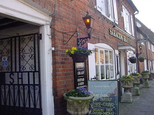 The Saracens Head Inn Амершам Экстерьер фото